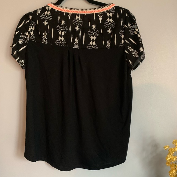 Women’s Xhilaration top - Medium - Picture 2 of 9